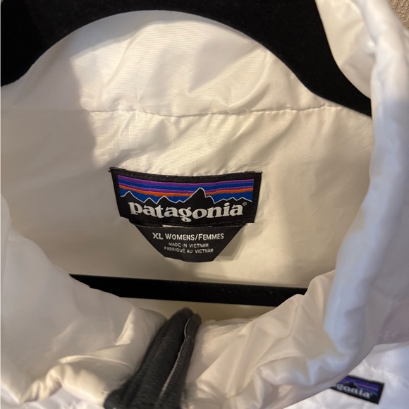 Patagonia White Puff Vest XL - Picture 5 of 5